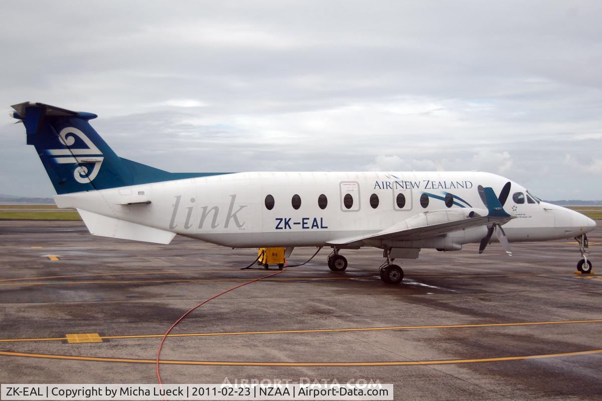 ZK-EAL, 2001 Raytheon Aircraft Company 1900D C/N UE-435, At Auckland