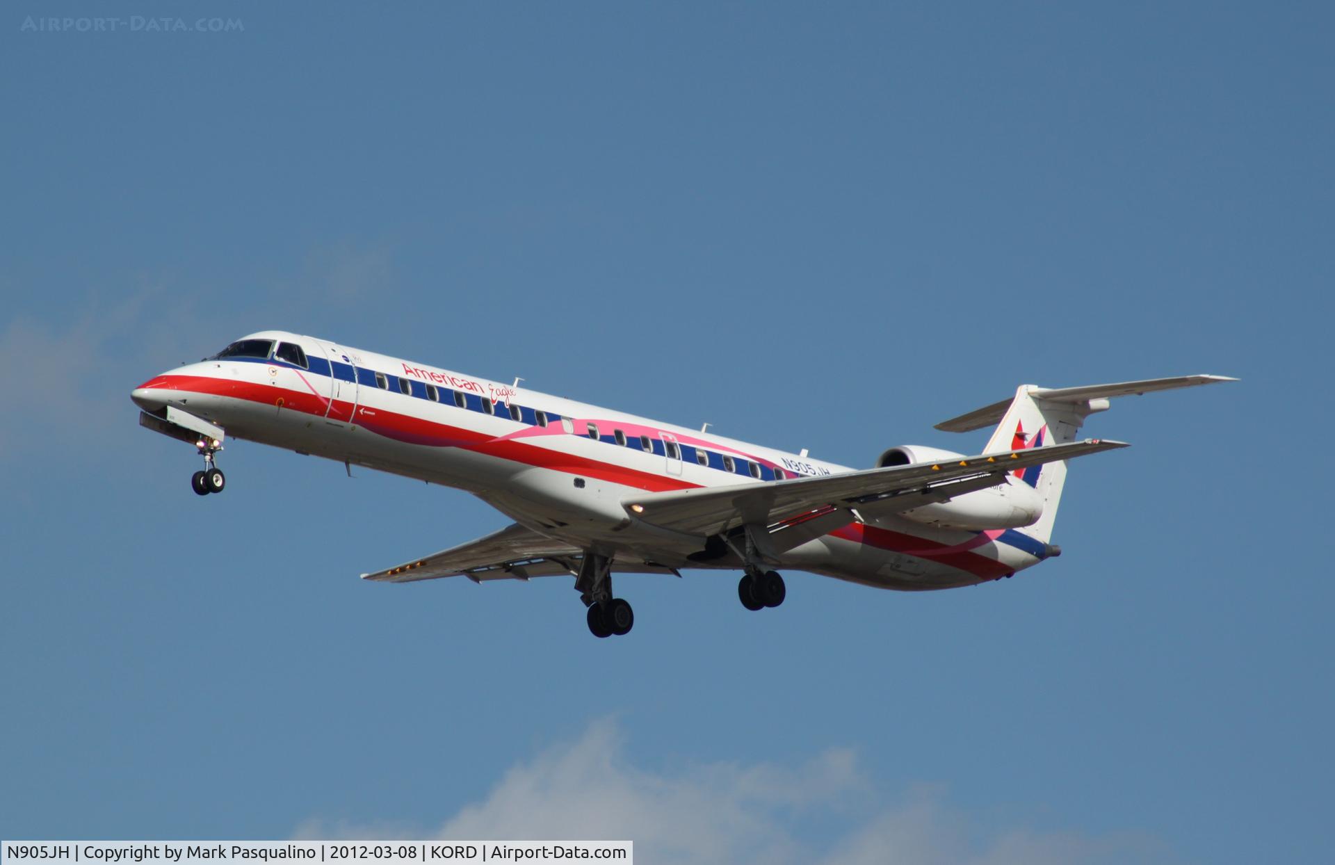 N905JH, 2005 Embraer ERJ-145LR (EMB-145LR) C/N 14500892, EMB-145LR