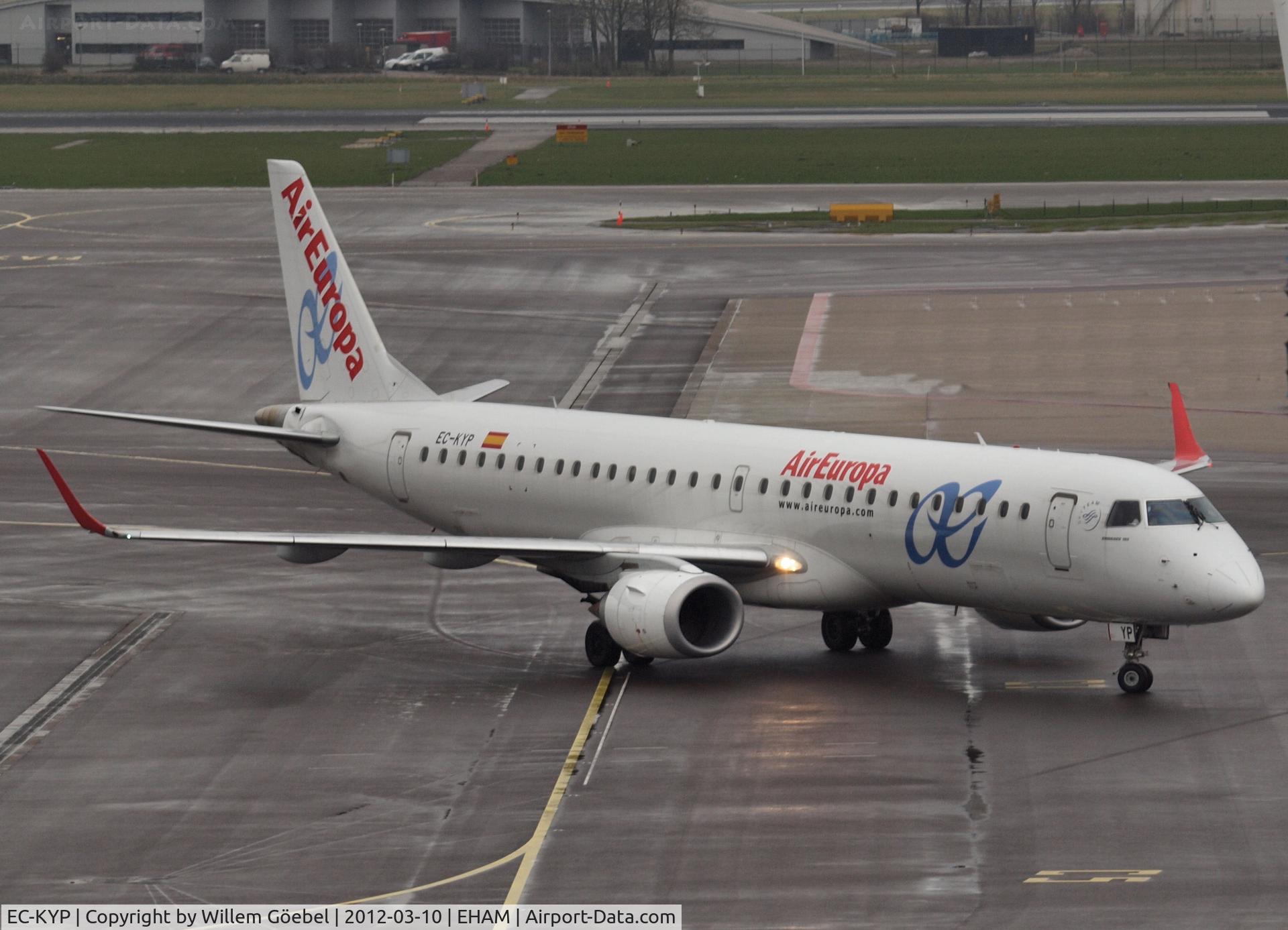 EC-KYP, 2010 Embraer 195LR (ERJ-190-200LR) C/N 19000281, Arrival on Schiphol Airport