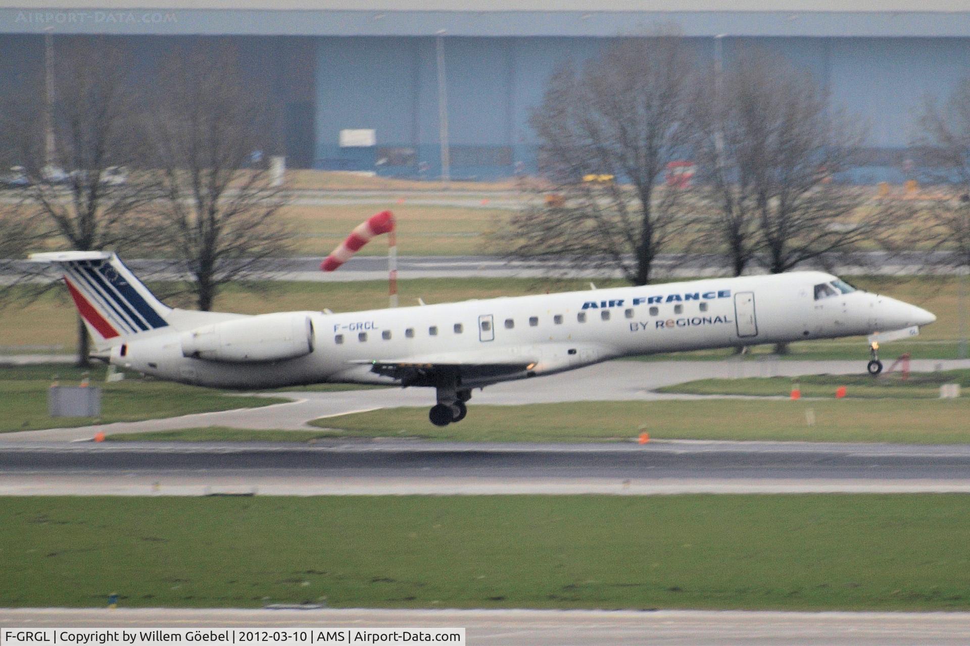 F-GRGL, 2001 Embraer EMB-145EU (ERJ-145EU) C/N 145375, Landing on runway 24 of Schiphol Airport