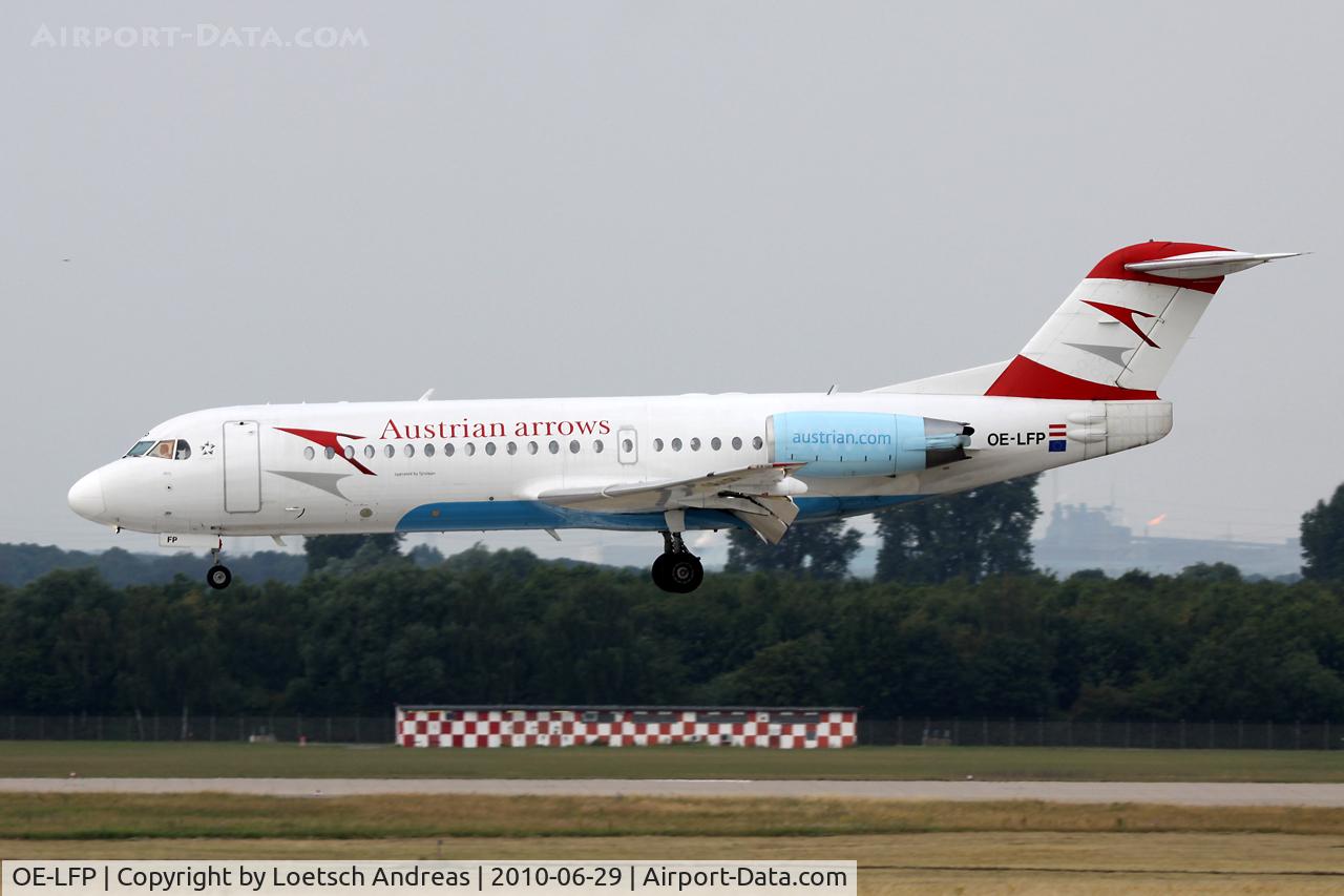 OE-LFP, Fokker 70 (F-28-0070) C/N 11560, Austrian Approching Dusseldorf