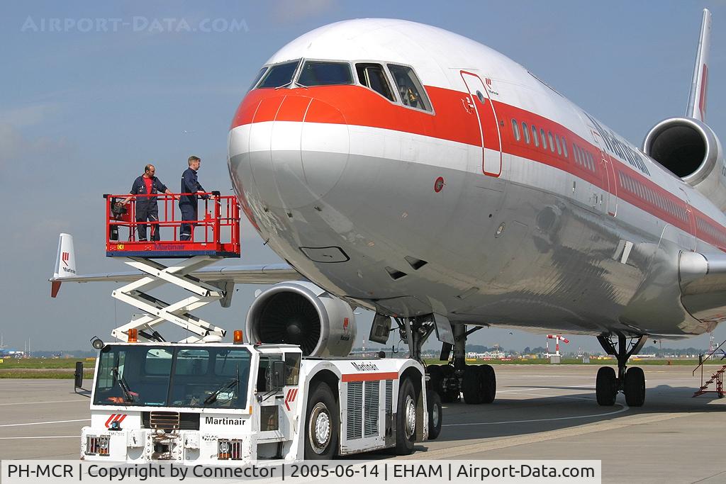 PH-MCR, 1995 McDonnell Douglas MD-11F C/N 48617, Time for some maintenance.