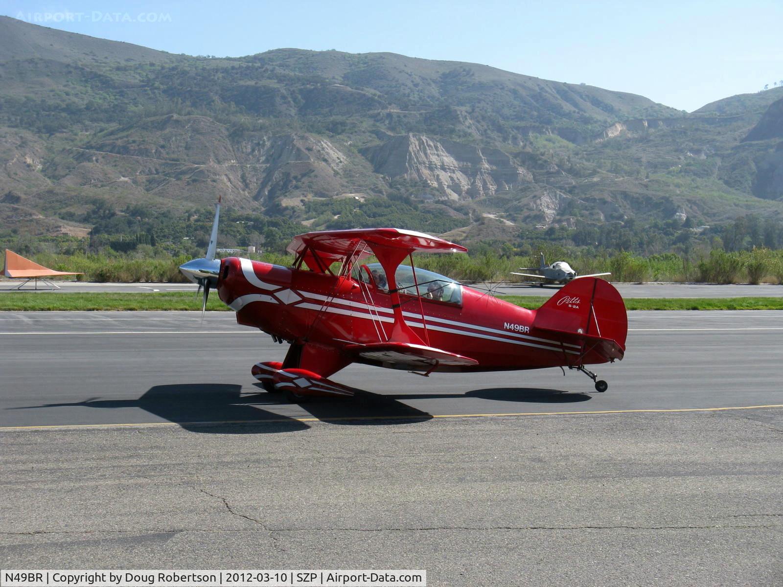 N49BR, Pitts S-2A Special C/N 2212, 1980 Aerotek PITTS S-2A, Lycoming AEIO-540 260 Hp, taxi to Rwy 22