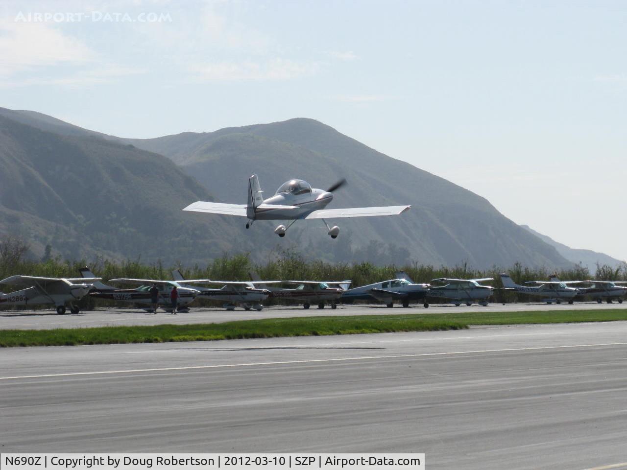 N690Z, 1992 Vans RV-4 C/N 2029, 1992 Kalisz VAN's RV-4, Lycoming O&VO-360 180 Hp, takeoff climb Rwy 22