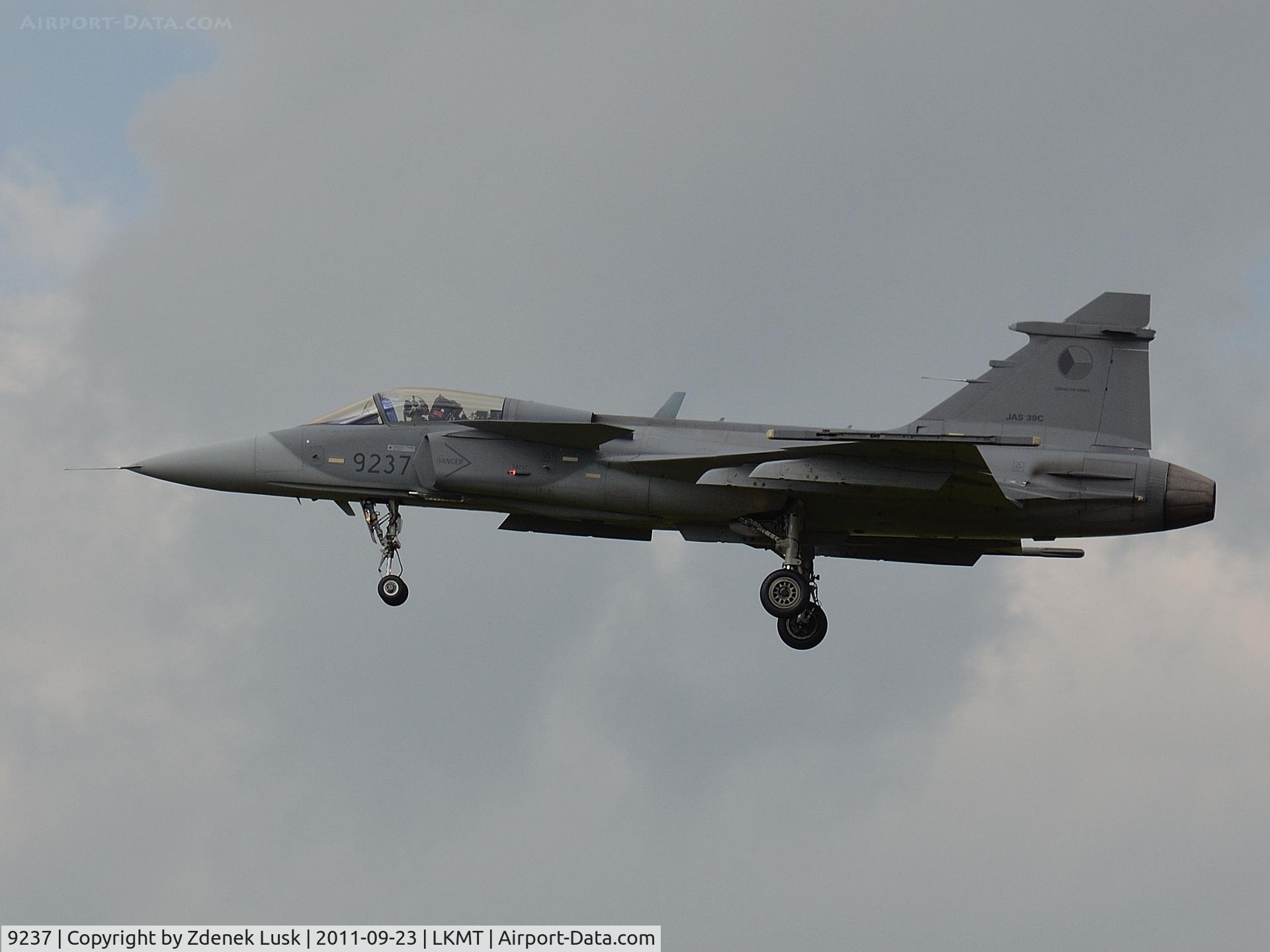 9237, Saab JAS-39C Gripen C/N 39237, Arrival to Days of NATO 2011 event.