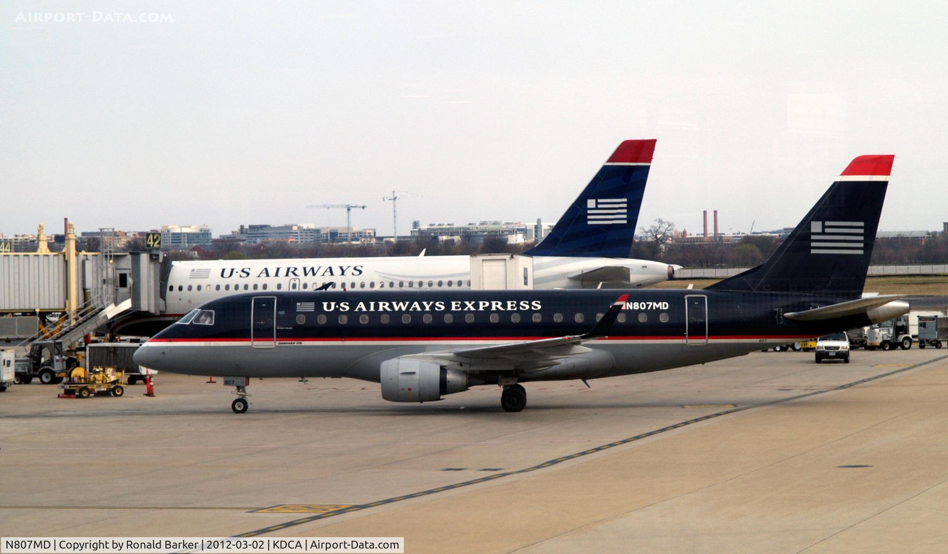 N807MD, 2004 Embraer 170SU (ERJ-170-100SU) C/N 17000020, DCA, VA