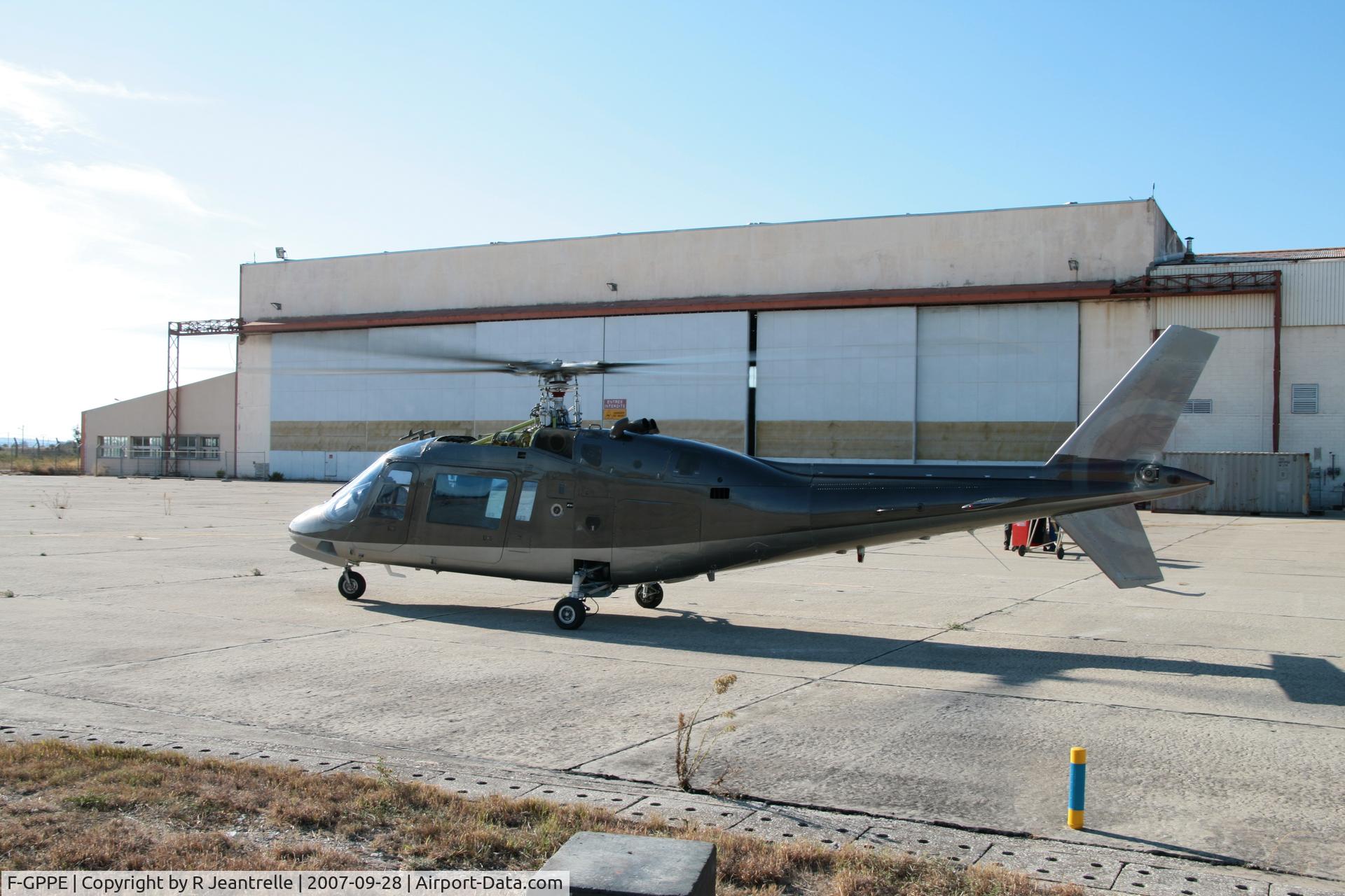 F-GPPE, 1980 Agusta A-109A Power C/N 7173, Maintenance by AEROMECANIC Marignane France