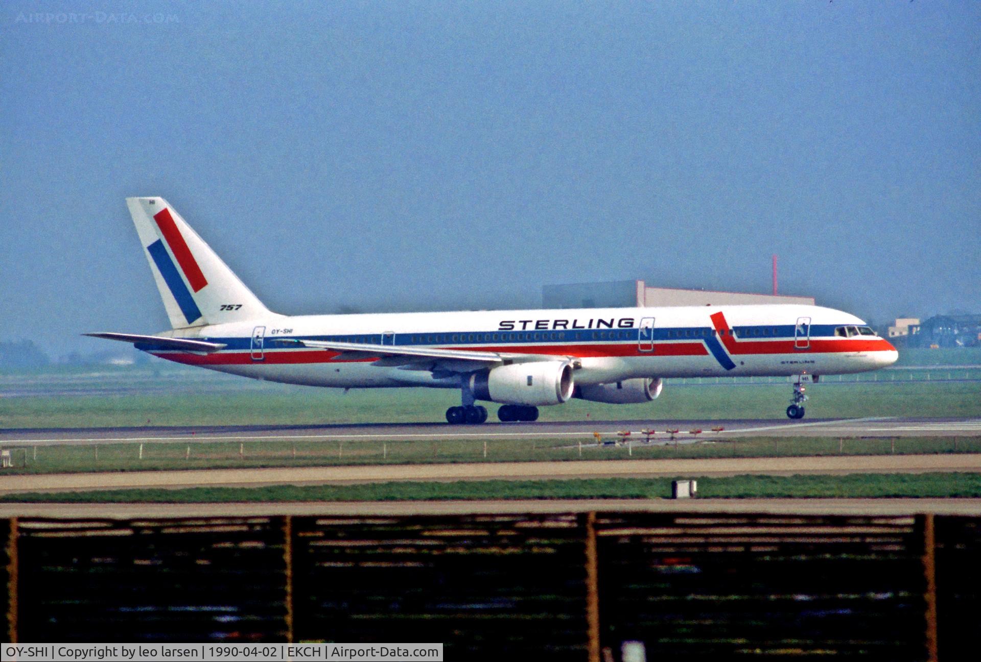 OY-SHI, 1988 Boeing 757-27B C/N 24137, Copenhagen Kastrup 2.4.90