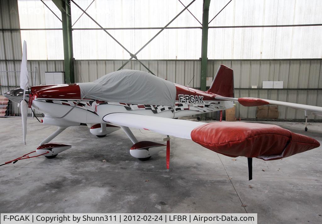 F-PGAK, Vans RV-6A C/N 24408, Hangared...