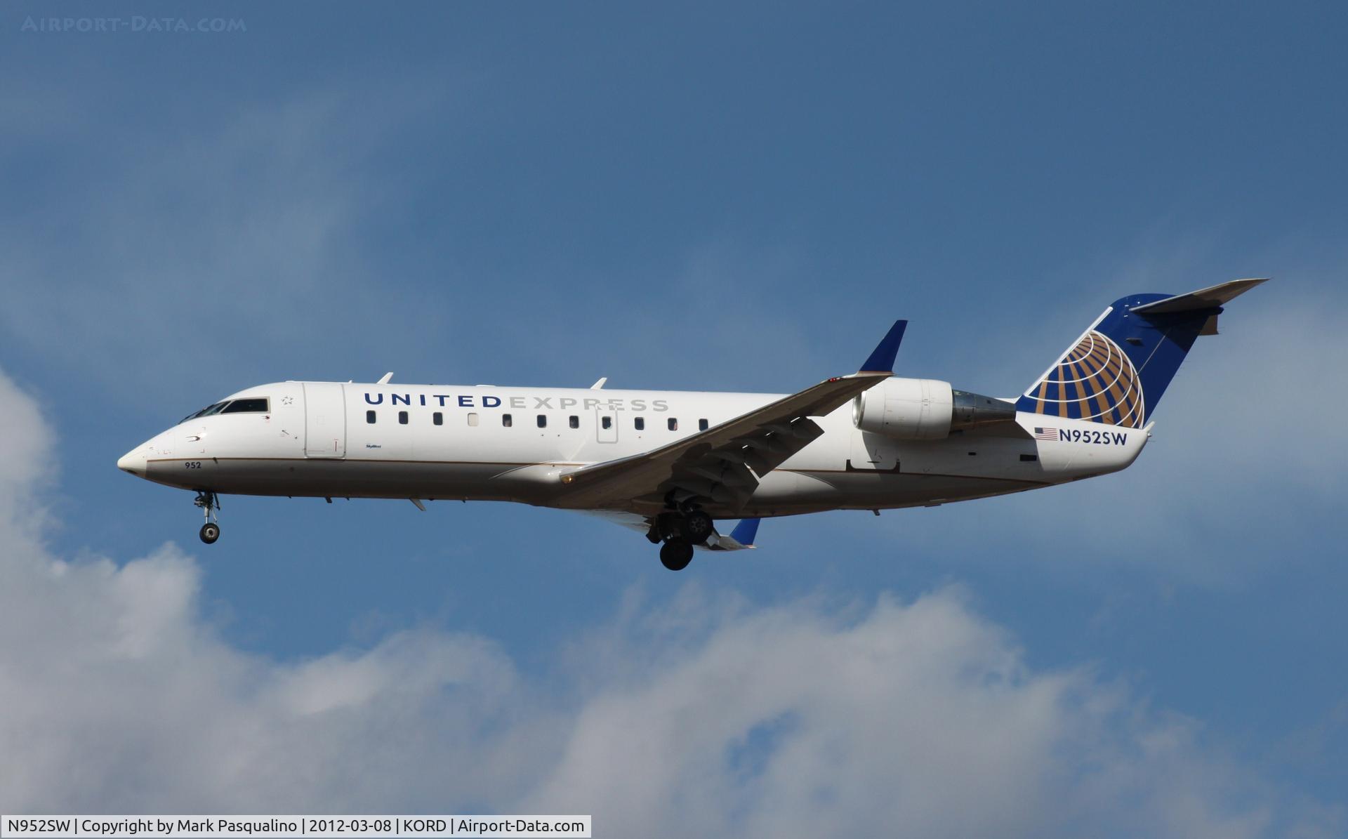 N952SW, 2003 Bombardier CRJ-200LR (CL-600-2B19) C/N 7805, CL-600-2B19