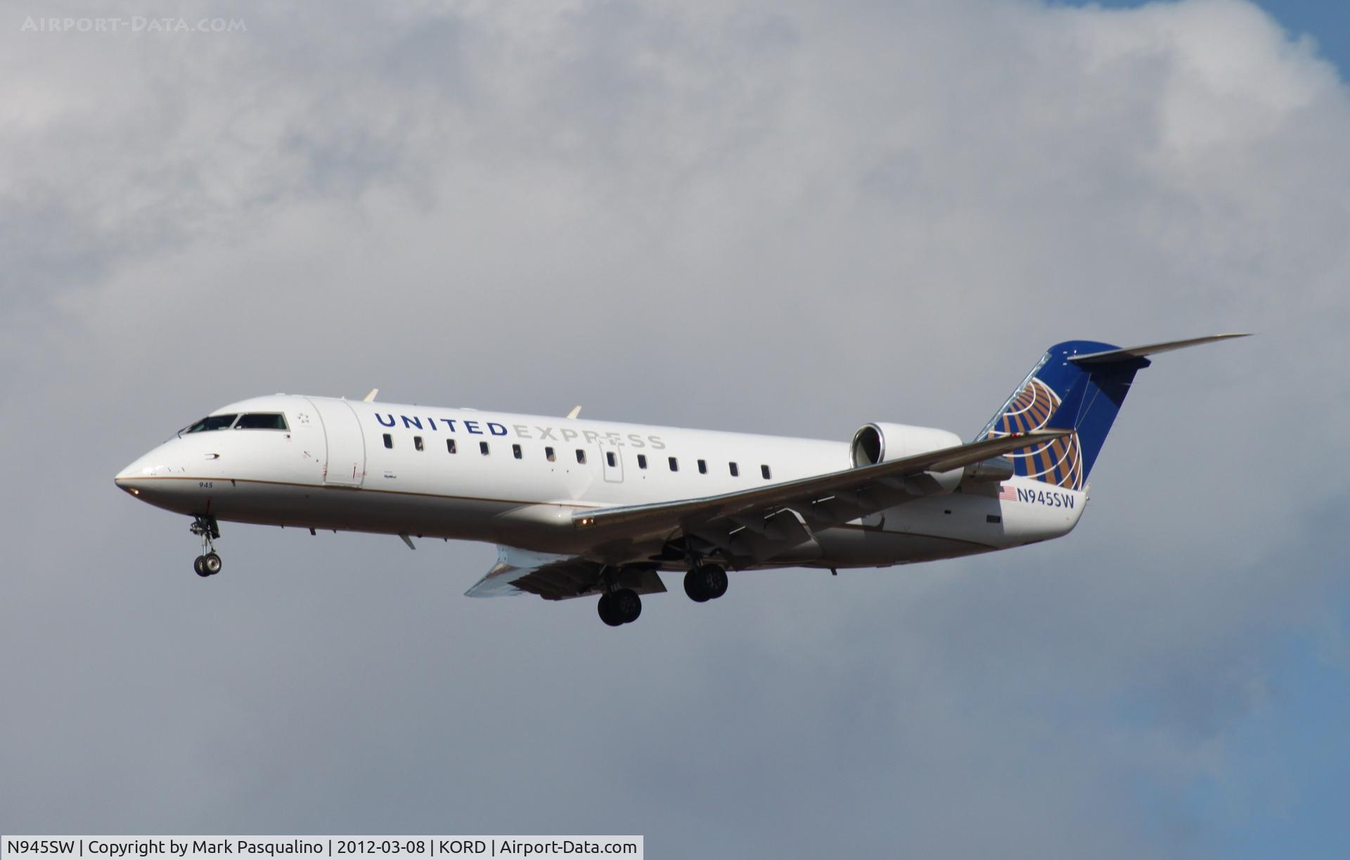 N945SW, 2003 Bombardier CRJ-200LR (CL-600-2B19) C/N 7770, CL-600-2B19