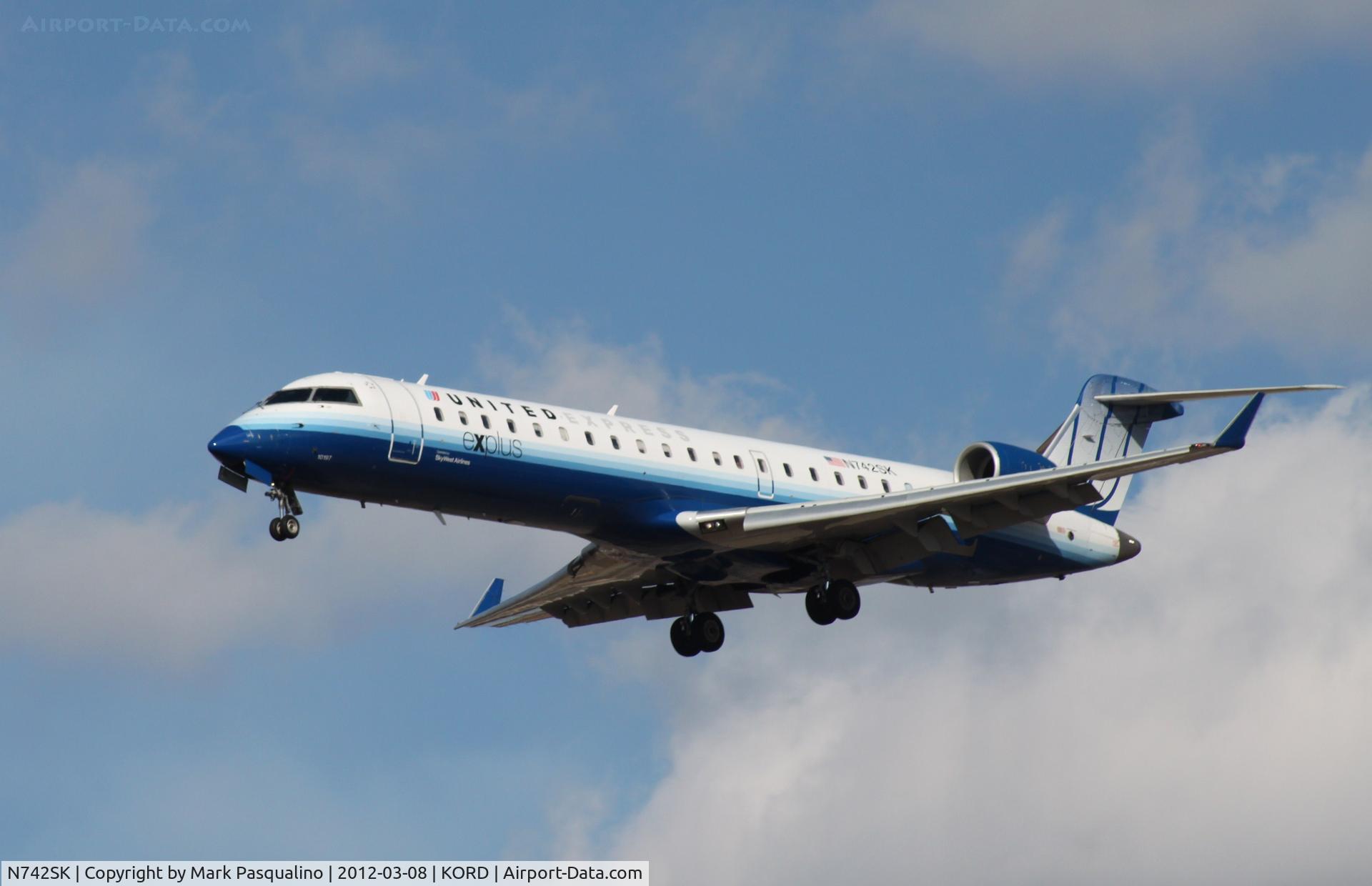 N742SK, 2005 Bombardier CRJ-701 (CL-600-2C10) Regional Jet C/N 10197, CL-600-2C10