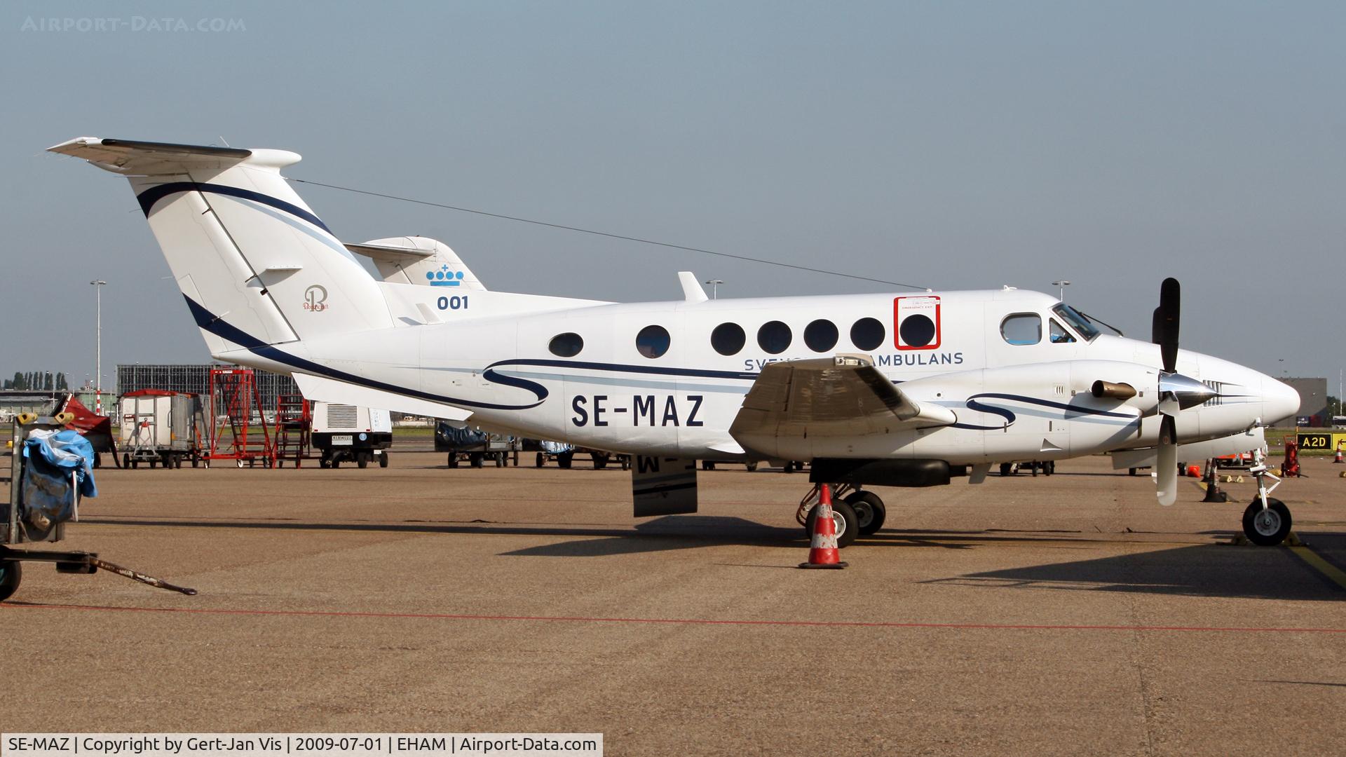 SE-MAZ, 1996 Beech Super King Air 200 C/N BB-1522, Standing on the B-ramp