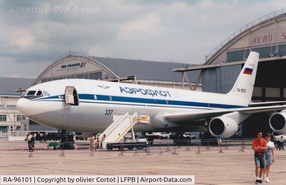 RA-96101, 2006 Ilyushin Il-96-400T C/N 74393201101, Paris air show 1997
