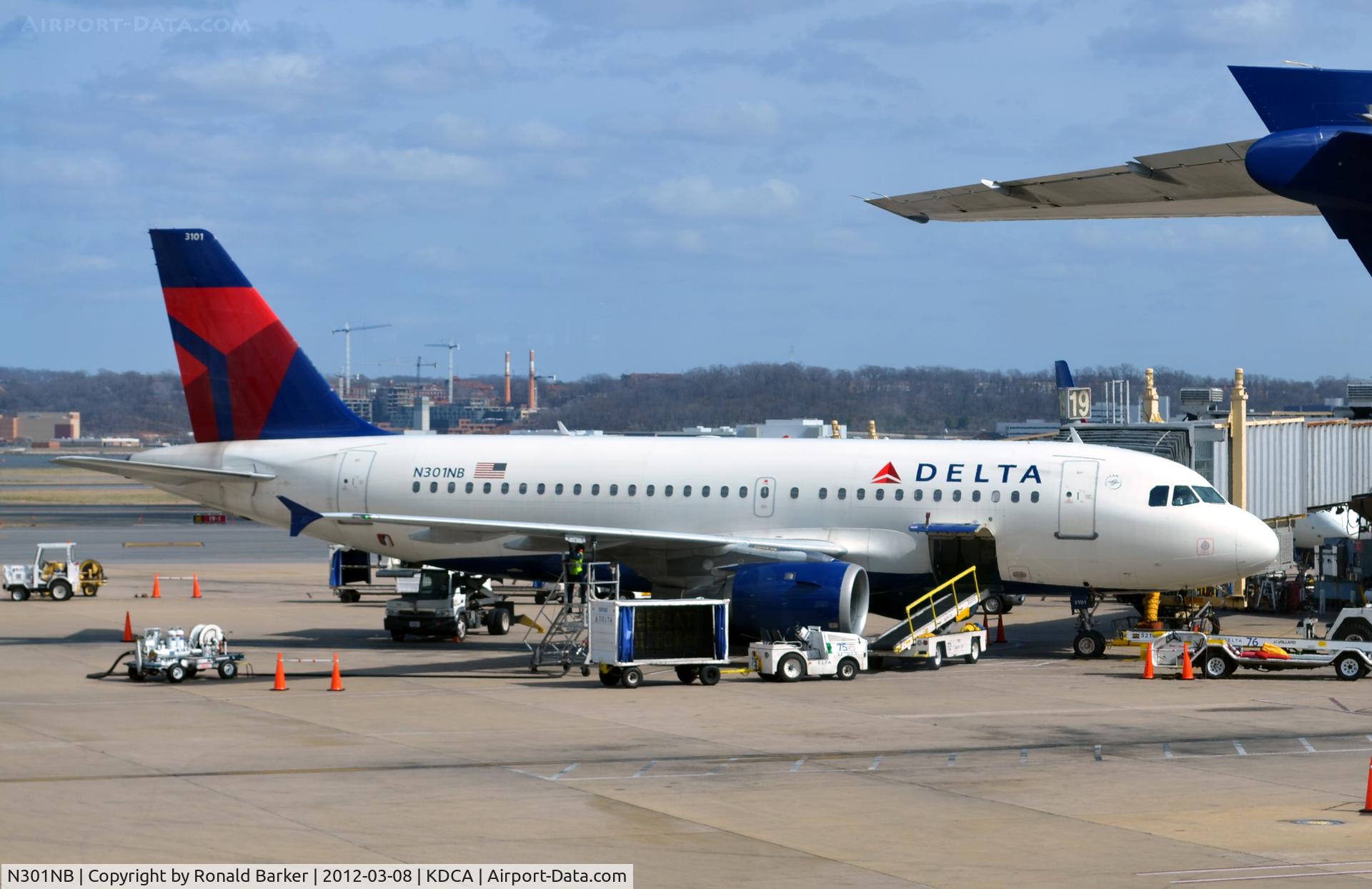 N301NB, 1999 Airbus A319-114 C/N 1058, DCA, VA