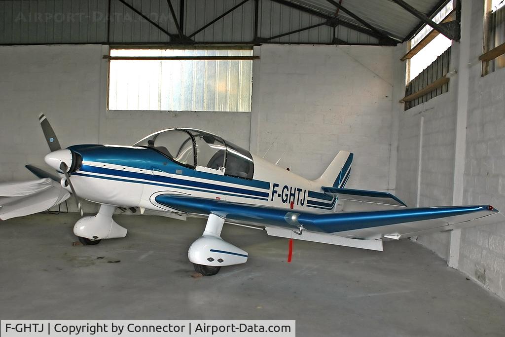 F-GHTJ, Robin DR-250-160 Capitaine C/N 41, No description.