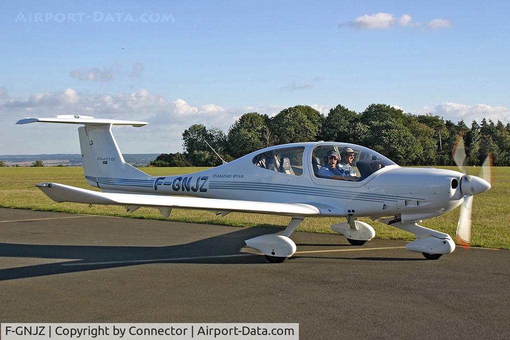 F-GNJZ, 2000 Diamond DA-40D Diamond Star C/N D4.002, No description.