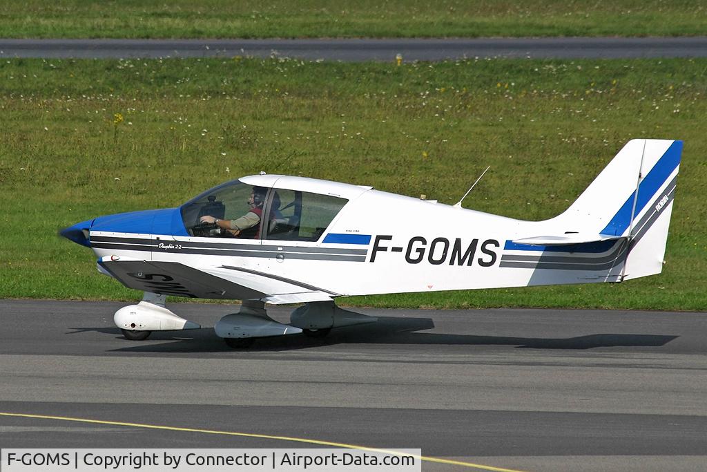 F-GOMS, Robin DR-400-120 Dauphin 2+2 C/N 2316, No description.