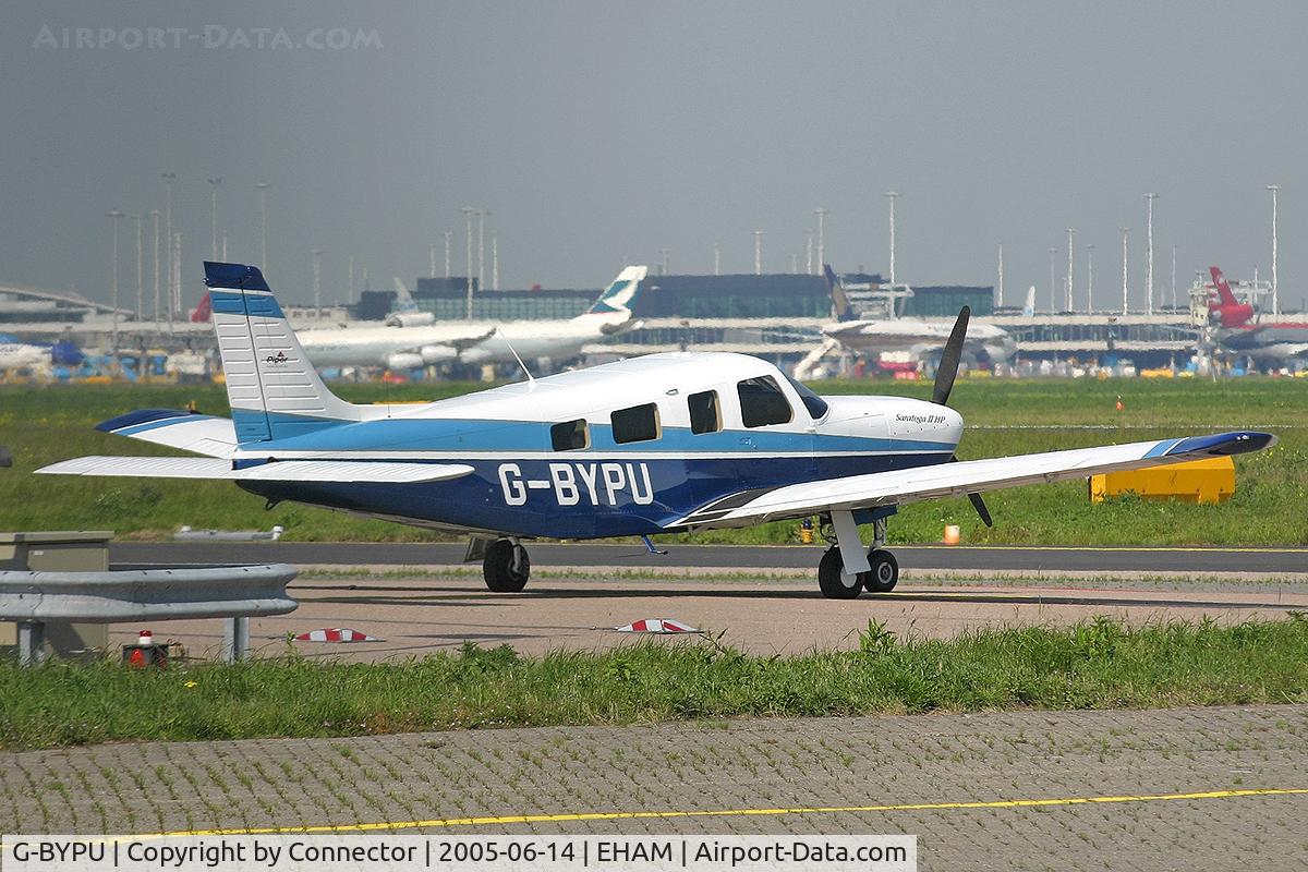 G-BYPU, 1999 Piper PA-32R-301 Saratoga SP C/N 3246150, Waiting at Amsterdam