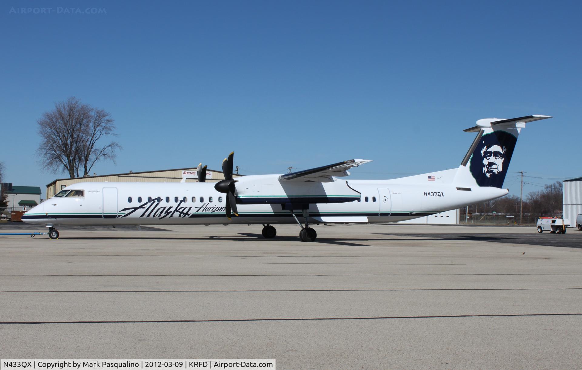 N433QX, 2008 Bombardier DHC-8-402 Dash 8 C/N 4210, DHC-8-402