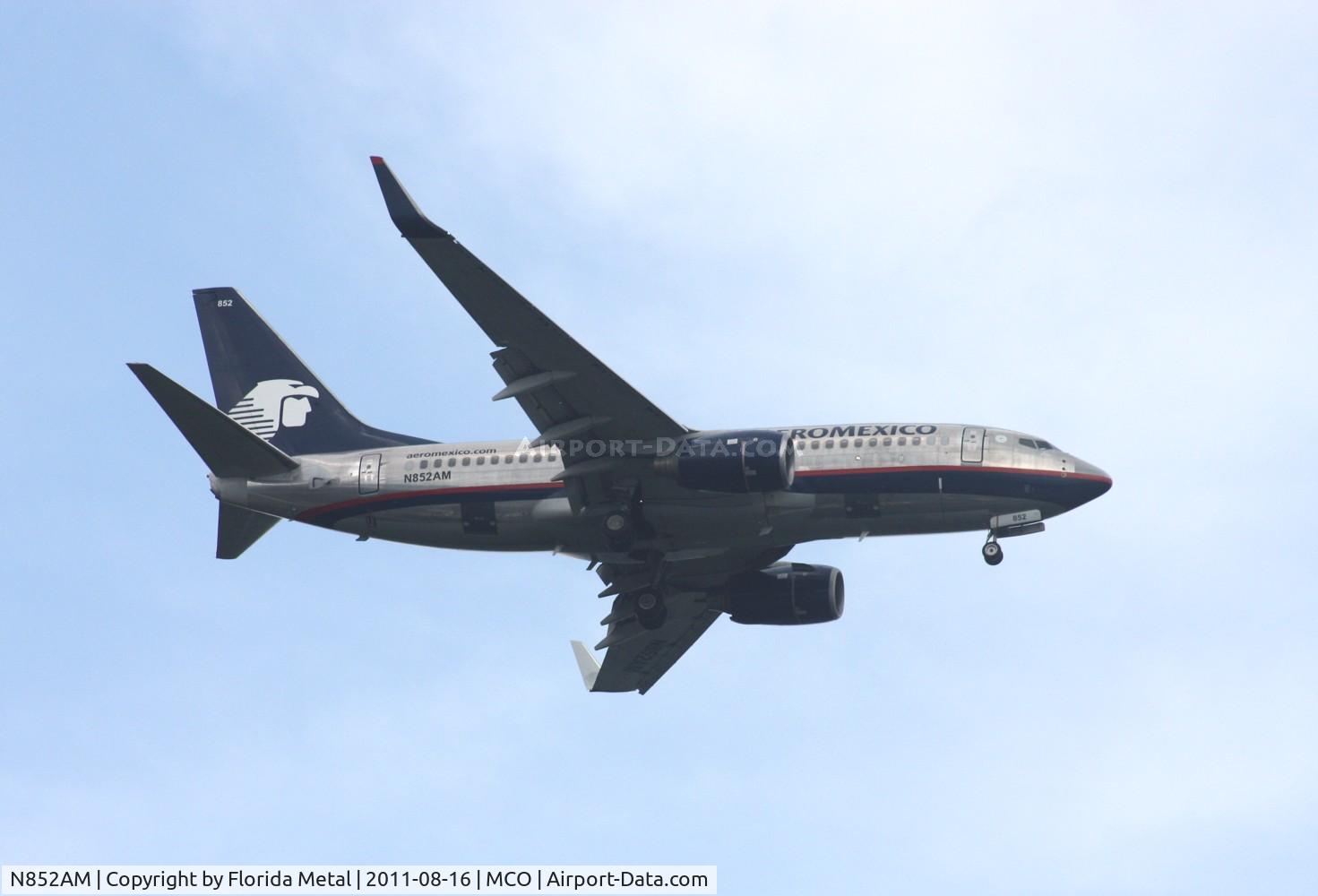 N852AM, 2004 Boeing 737-752 C/N 33787, Aeromexico 737