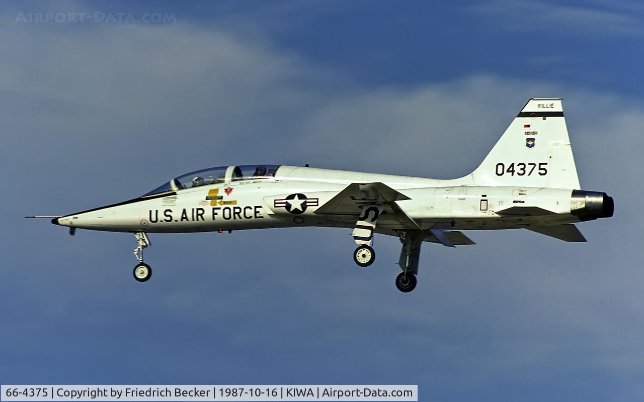 66-4375, 1966 Northrop T-38A-65-NO Talon C/N T.6006, on final
