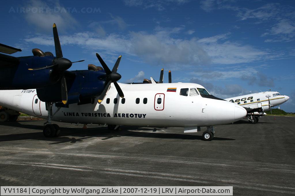 YV1184, 1980 De Havilland Canada DHC-7-102 Dash 7 C/N 30, visitors