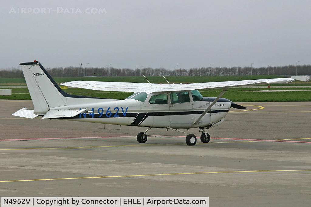 N4962V, 1980 Cessna 172RG Cutlass RG C/N 172RG0430, No description.