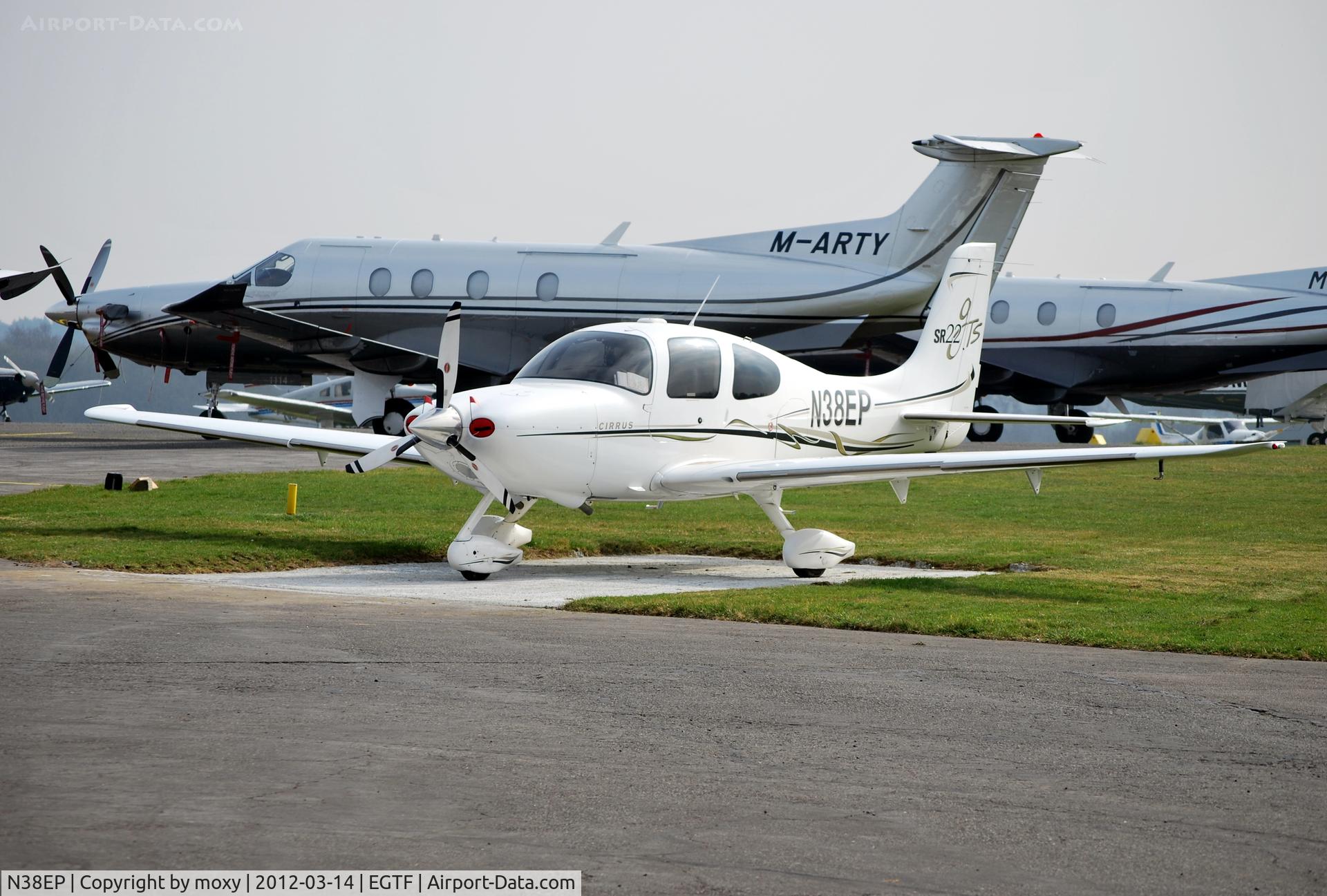 N38EP, 2006 Cirrus SR22 GTS C/N 2068, Cirrus SR22 at Fairoaks