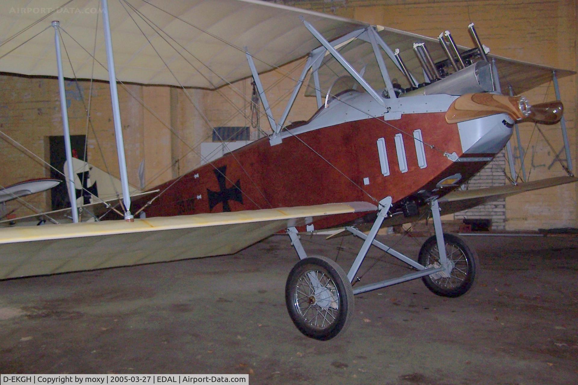 D-EKGH, Albatros B.II Replica C/N 01, Albatross B11 replica built and photographed at the now closed Fuerstenwalde Airfield, Brandenburg, East Germany. Now at Peter Jackson's Omaka Aviation Heritage Centre, Marlborough, New Zealand.
