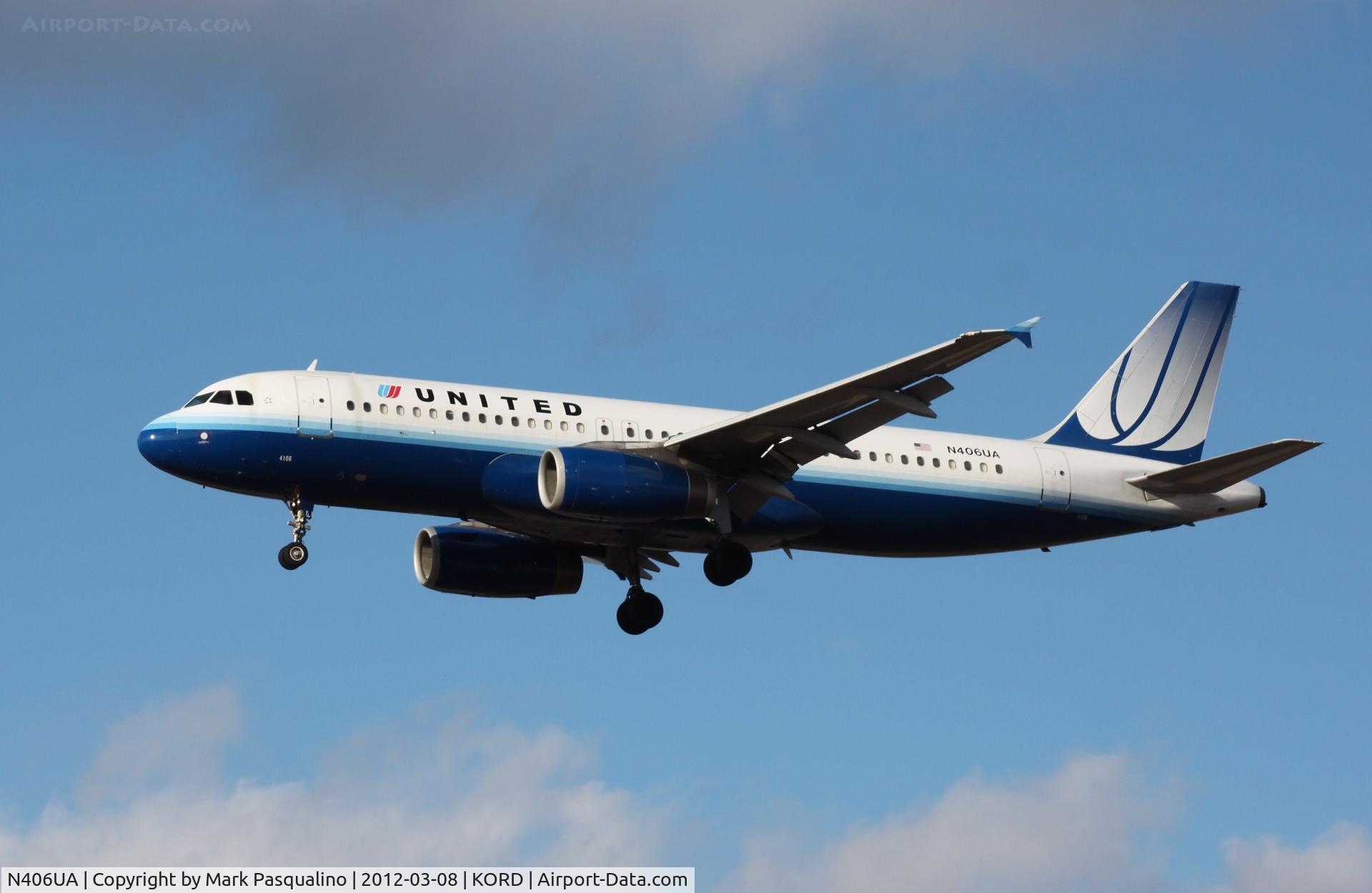 N406UA, 1994 Airbus A320-232 C/N 454, Airbus A320