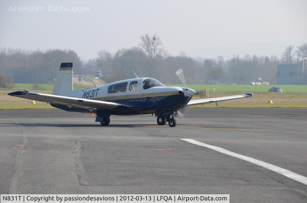 N831T, 1995 Mooney M20R Ovation C/N 29-0031, Taxiing