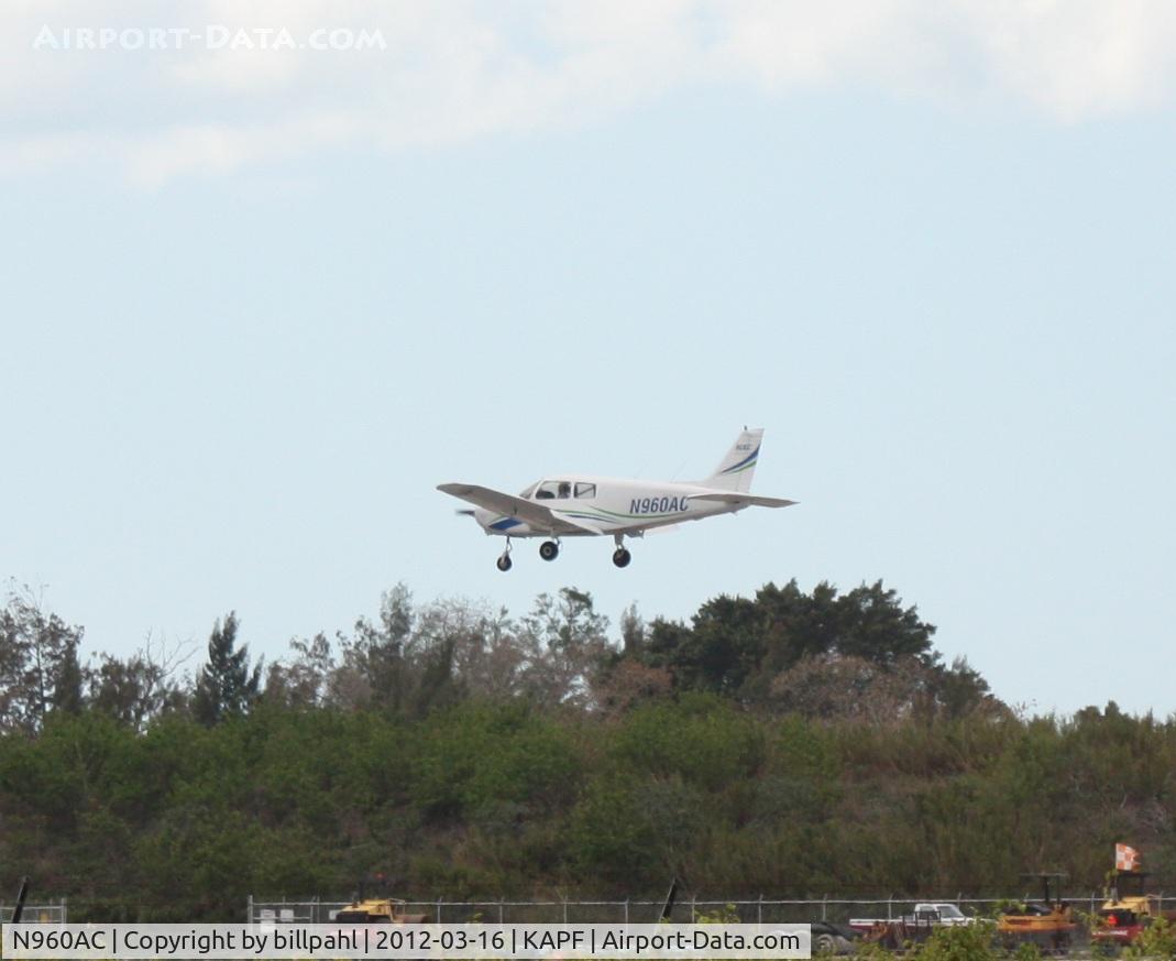 N960AC, 1990 Piper PA-28-161 C/N 2841325, Final approach to Naples Municipal - 2nd shot