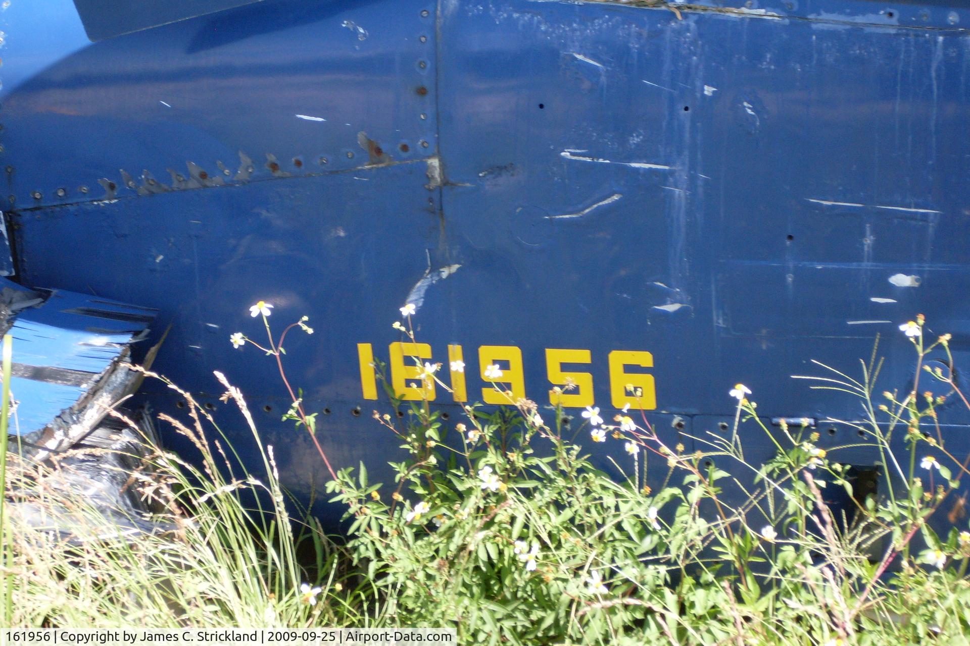 161956, McDonnell Douglas F/A-18A Hornet C/N 0167, Close-up of the Aircraft Number