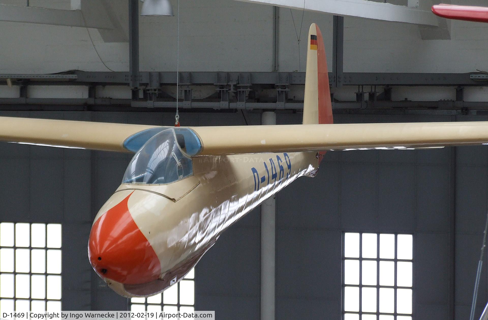 D-1469, 1959 DFS Olympia-Meise C/N Not found D-1469, DFS (M. Dorfner, F. Unfried) Olympia-Meise at the Deutsches Museum Flugwerft Schleißheim, Oberschleißheim