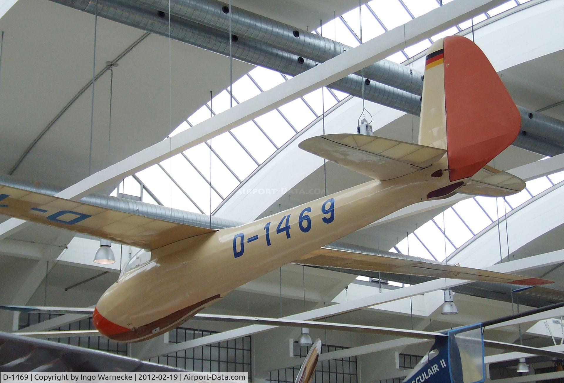 D-1469, 1959 DFS Olympia-Meise C/N Not found D-1469, DFS (M. Dorfner, F. Unfried) Olympia-Meise at the Deutsches Museum Flugwerft Schleißheim, Oberschleißheim