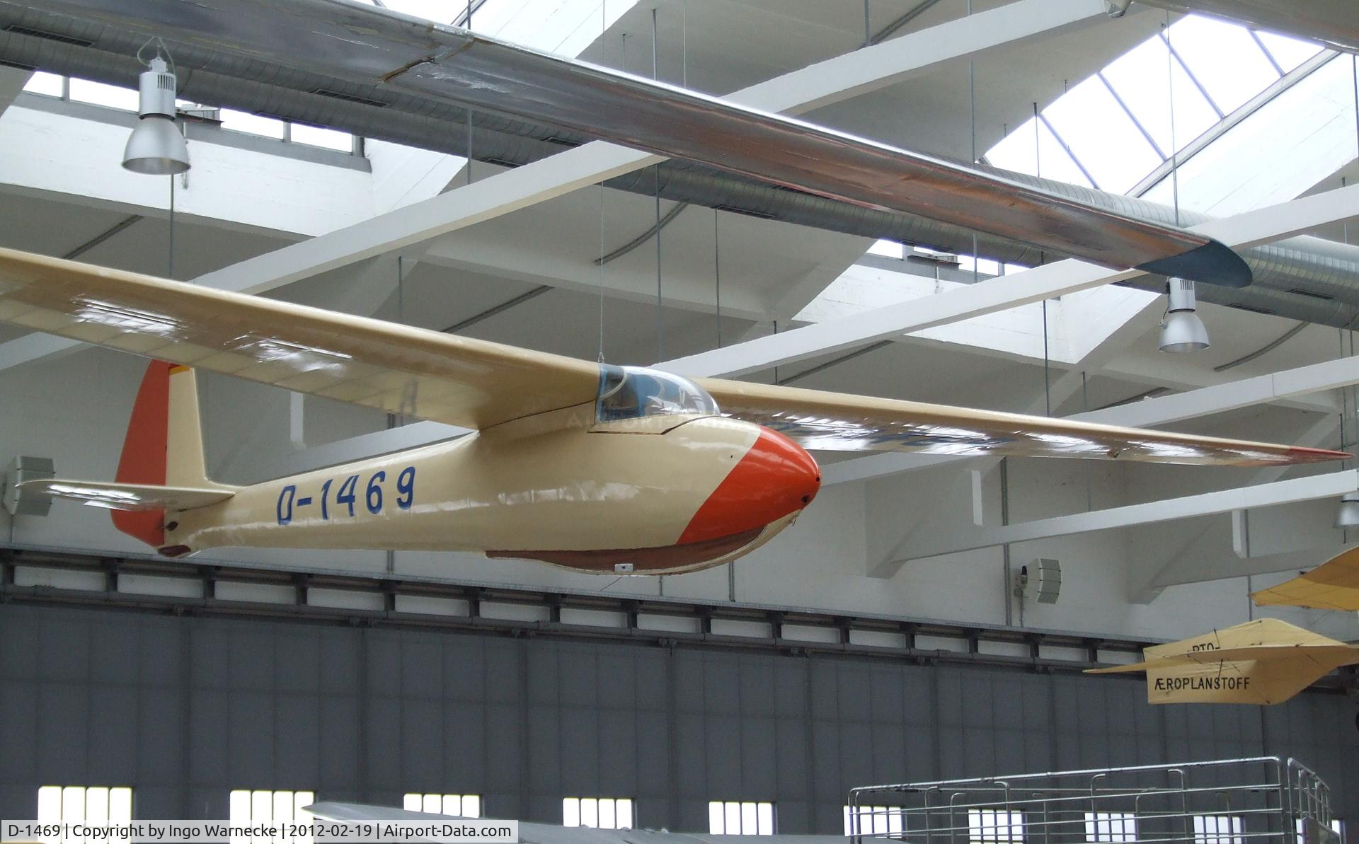 D-1469, 1959 DFS Olympia-Meise C/N Not found D-1469, DFS (M. Dorfner, F. Unfried) Olympia-Meise at the Deutsches Museum Flugwerft Schleißheim, Oberschleißheim