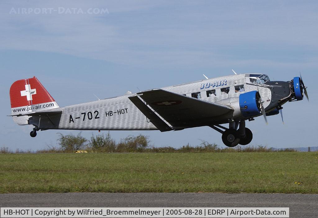 HB-HOT, 1939 Junkers Ju-52/3m g4e C/N 6595, Annually Air Show at Pirmasens (Germany)