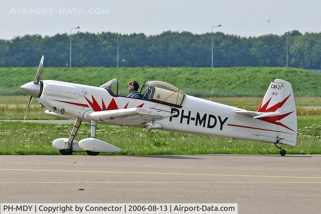 PH-MDY, 1987 Mudry CAP-21 C/N 17, No description.