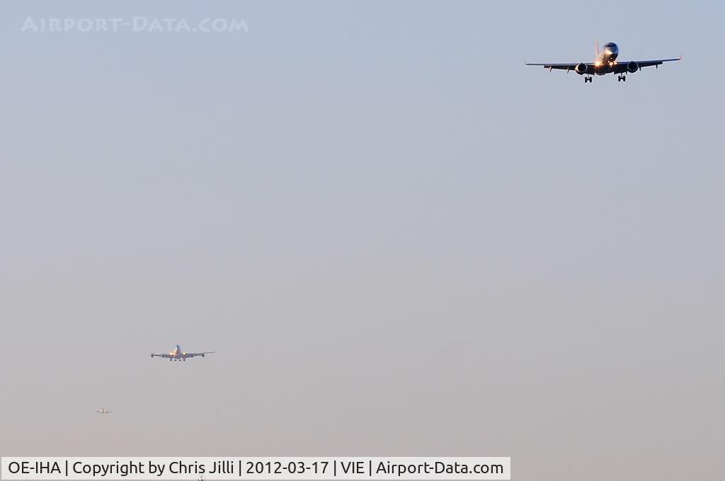 OE-IHA, 2009 Embraer 190LR (ERJ-190-100LR) C/N 19000285, NIKI