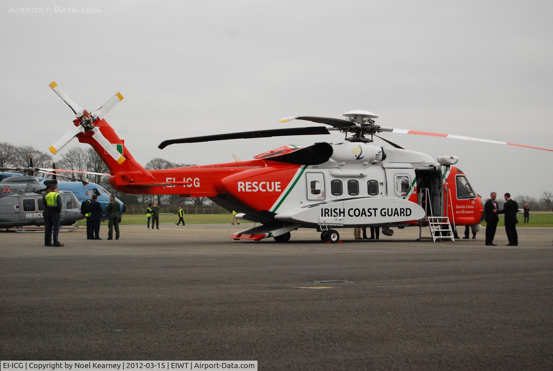 EI-ICG, 2011 Sikorsky S-92A C/N 920150, New S.92 been shown to the media on the apron at Weston.