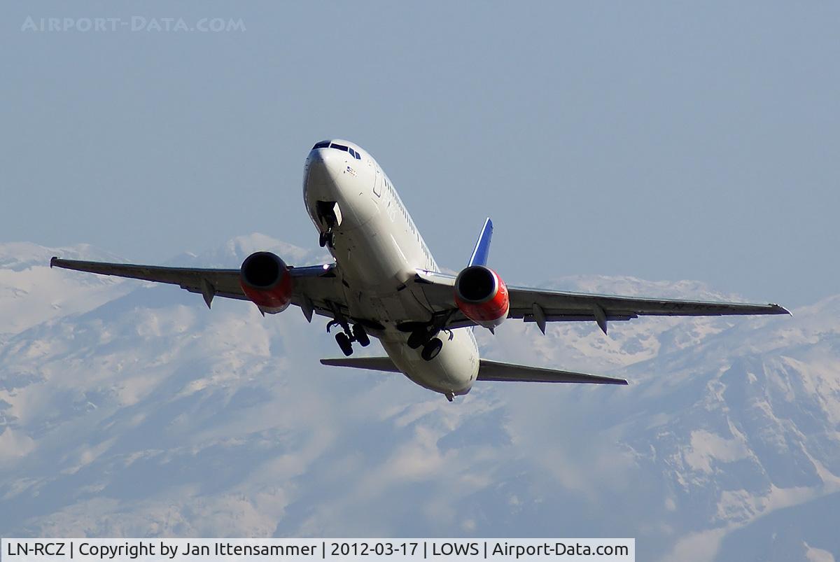 LN-RCZ, 2001 Boeing 737-883 C/N 30197, LN-RCZ @ LOWS