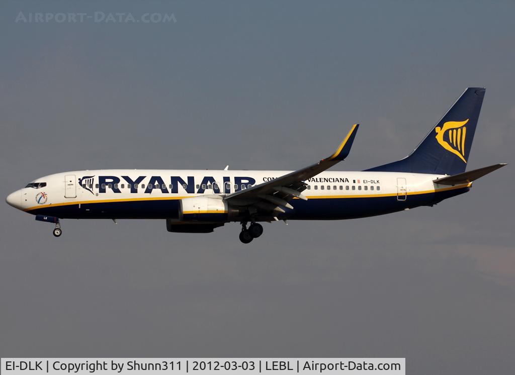 EI-DLK, 2006 Boeing 737-8AS C/N 33592, Landing rwy 25R