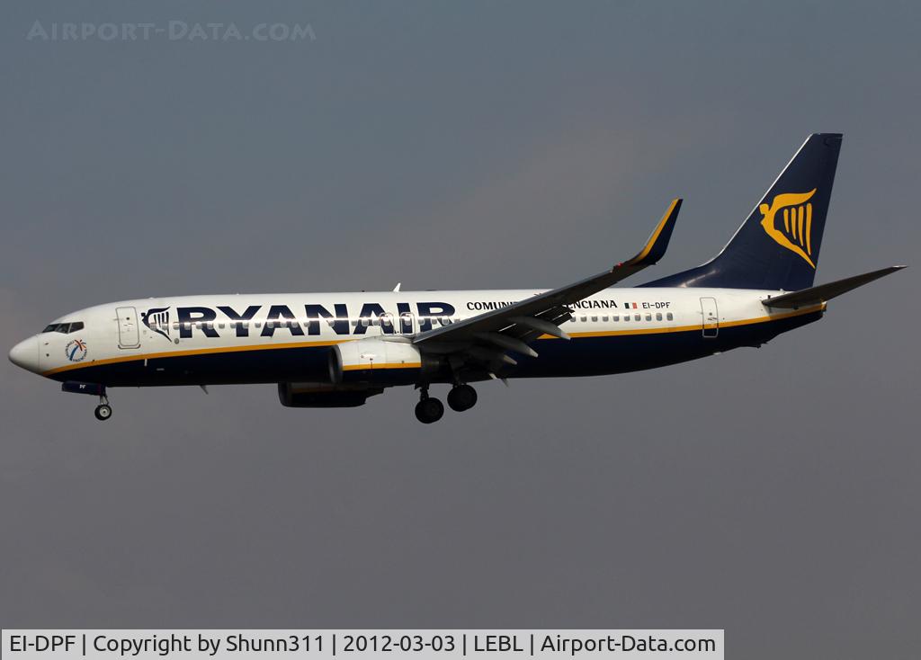 EI-DPF, 2007 Boeing 737-8AS C/N 33606, Landing rwy 25R
