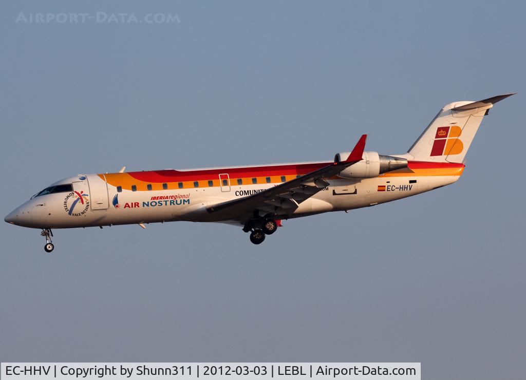 EC-HHV, 1999 Canadair CRJ-200ER (CL-600-2B19) C/N 7350, Landing rwy 25R