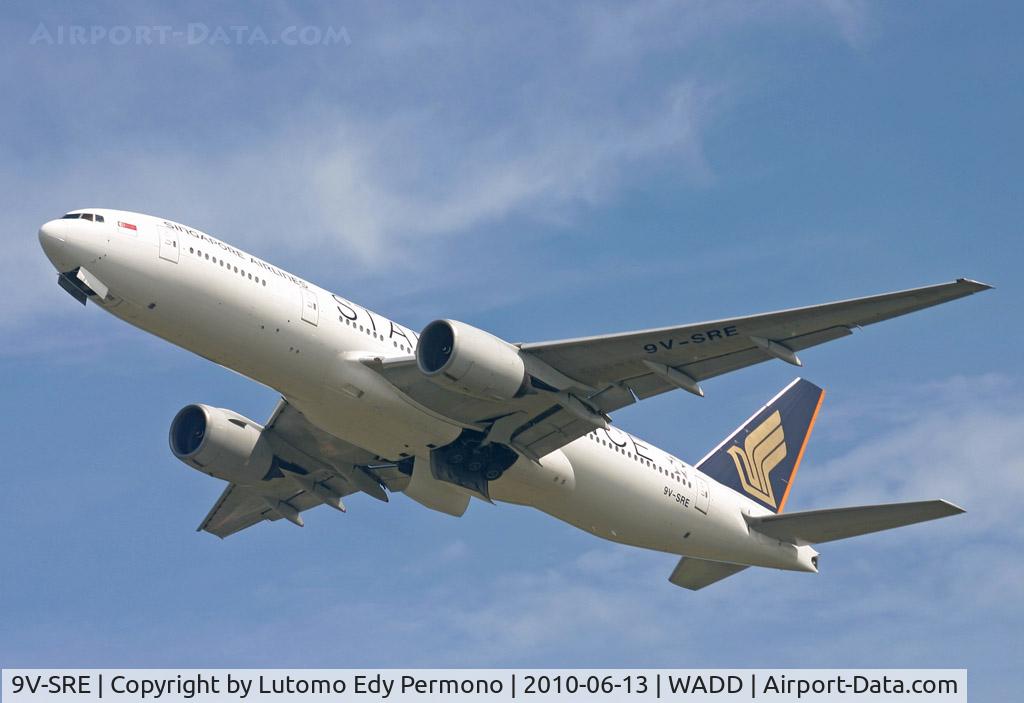 9V-SRE, 1999 Boeing 777-212/ER C/N 28523, Singapore