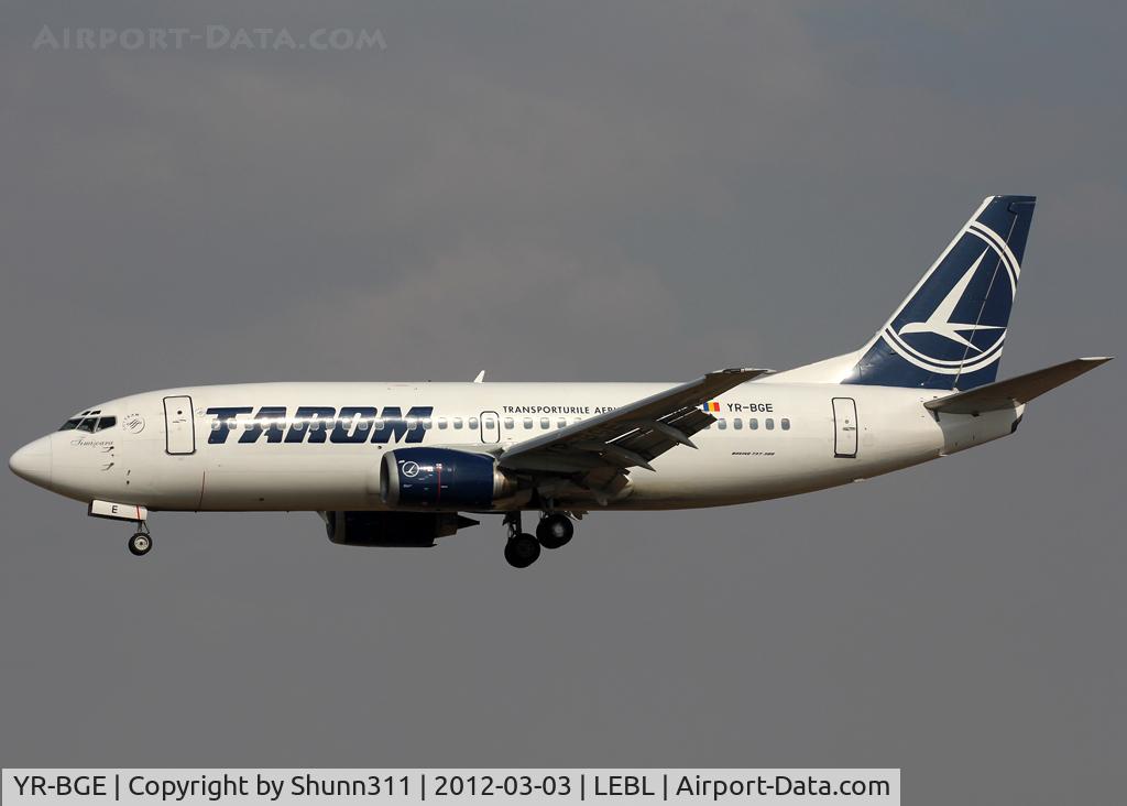 YR-BGE, 1994 Boeing 737-38J C/N 27395/2671, Landing rwy 25R