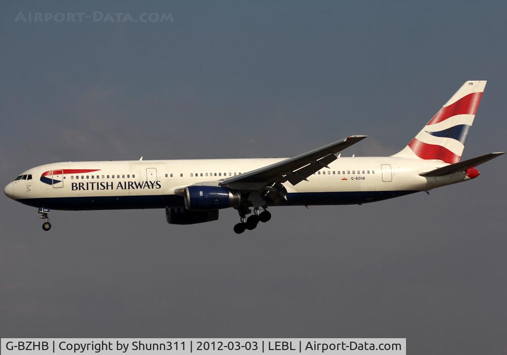 G-BZHB, 1998 Boeing 767-336 C/N 29231, Landing rwy 25R