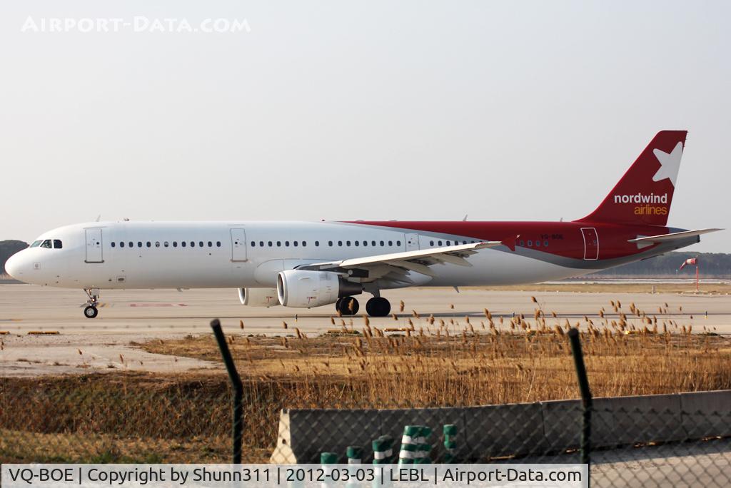 VQ-BOE, 2000 Airbus A321-211 C/N 1219, Lining up rwy 25L for departure...