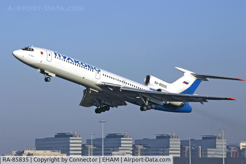 RA-85835, 1995 Tupolev Tu-154M C/N 98A1015, Leaving Amsterdam.